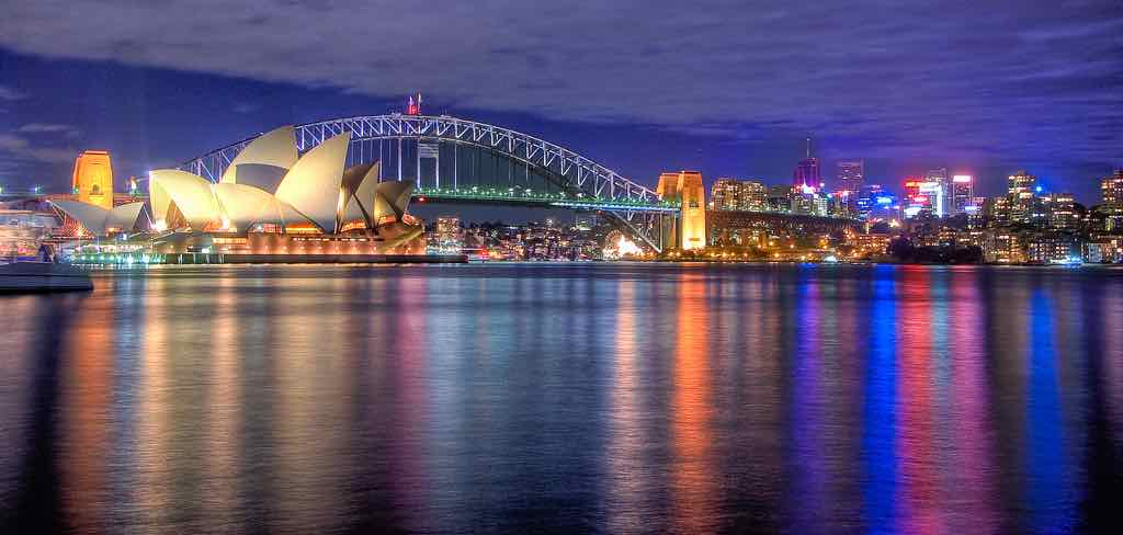 Sydney Opera House by Linh_rOm