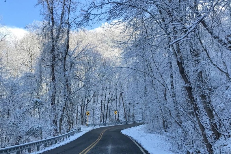 The Foothills Parkway on a snowy January day.
