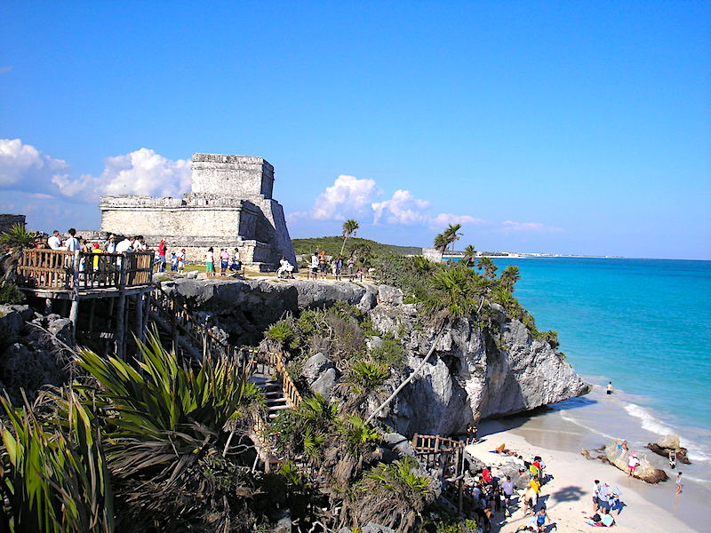 The beach at Tulum in back of the Castillo
