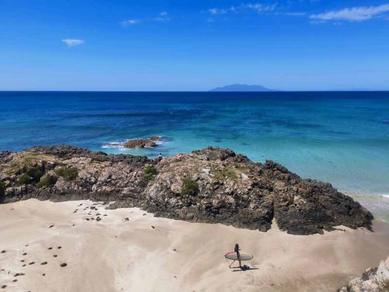 Tawharanui Beach