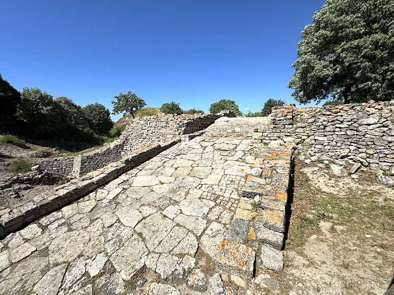 A reconstructed entrance ramp to the southeast area of the city of Troy found in the excavations of Layer II