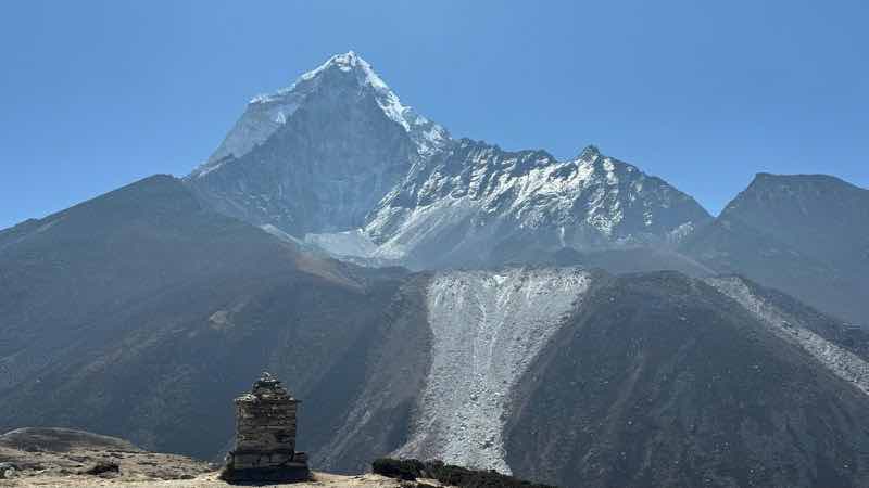 쿠줌 강루(6,367m)