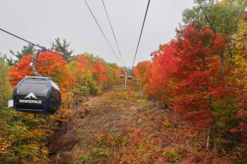 Riding up the Cloudsplitter Gondola