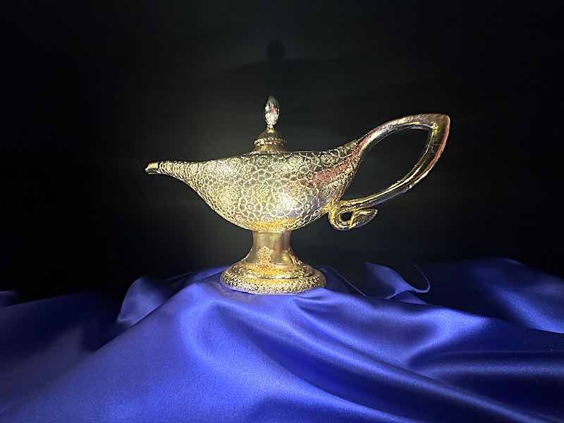 The lamp prop used in the Disney’s musical Aladdin